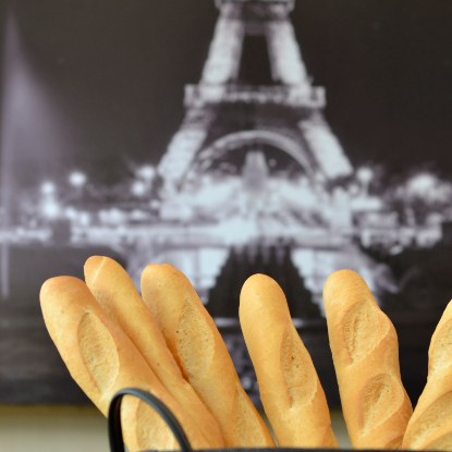 El tradicional pan baguette francés encontralo aquí.