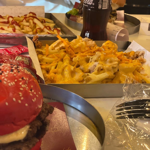 Photos At دكان التسعينات Burger Joint In Dhahran