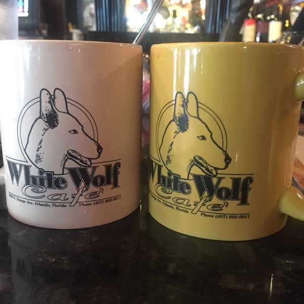 Foto diambil di White Wolf Cafe &amp; Bar oleh Greg S. pada 8/8/2015