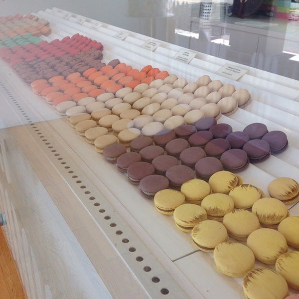Photo taken at &#39;Lette Macarons by Marcelo R. on 9/5/2014