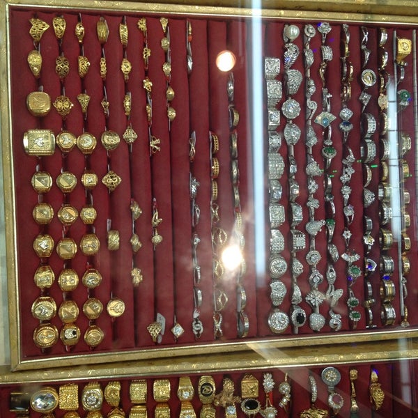 Binondo gold 2024 jewelry shop
