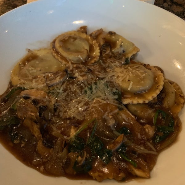 Marmalade Cafe American Restaurant in Calabasas