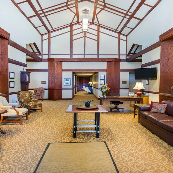 Chapel Hill Gardens South Funeral Home Oak Lawn, IL