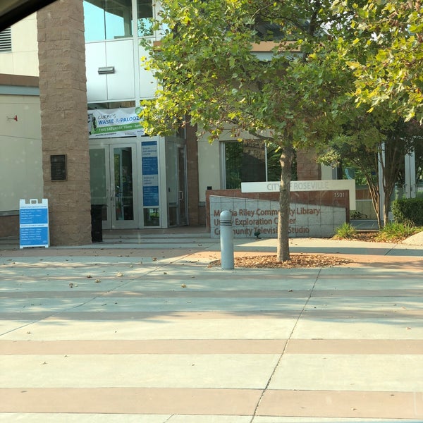Martha Riley Community Library Library in Roseville