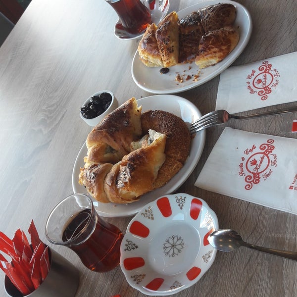 Foto tomada en Kardelen Pasta&amp;Cafe  por Burçin G. el 12/23/2018