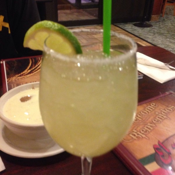 12/3/2013にGina B.がEl Jaripeo Mexican Restaurant-Little Chuteで撮った写真