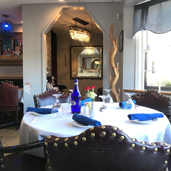 10/22/2018 tarihinde FMF .ziyaretçi tarafından Istanbul Blue Restaurant'de çekilen fotoğraf