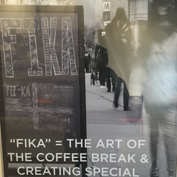 รูปภาพถ่ายที่ FIKA โดย Brian A. เมื่อ 12/22/2015