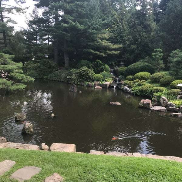 Foto tirada no(a) Shofuso Japanese House and Garden por “ 👑” em 8/16/2019