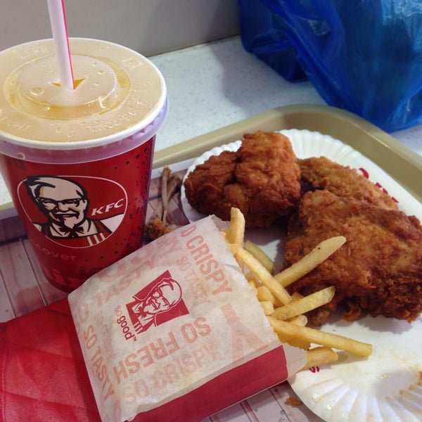 4/15/2014 tarihinde Ishak S.ziyaretçi tarafından KFC'de çekilen fotoğraf