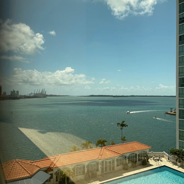 รูปภาพถ่ายที่ InterContinental Miami โดย David L. เมื่อ 4/25/2022