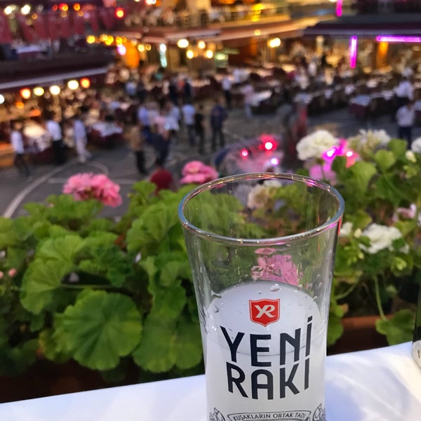 8/4/2018에 Serkan Ö.님이 Historical Kumkapı Restaurant에서 찍은 사진