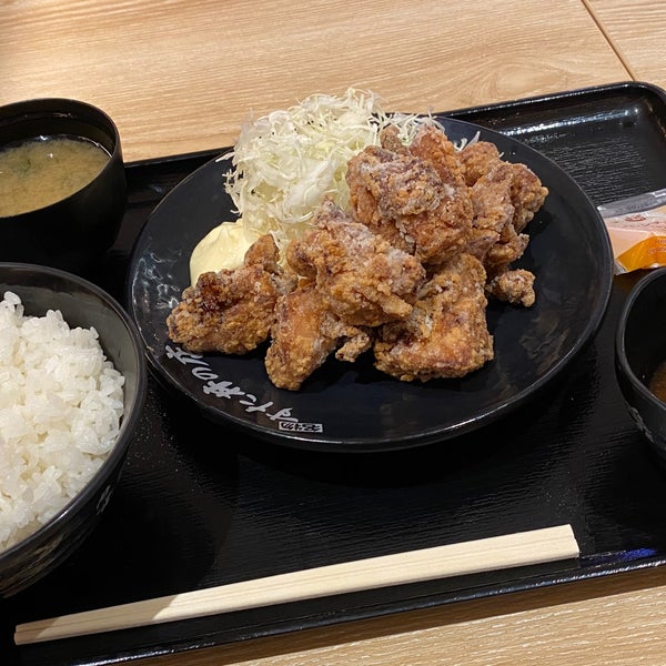 伝説のすた丼屋 - 東椎路301-3 伝説のすた丼屋