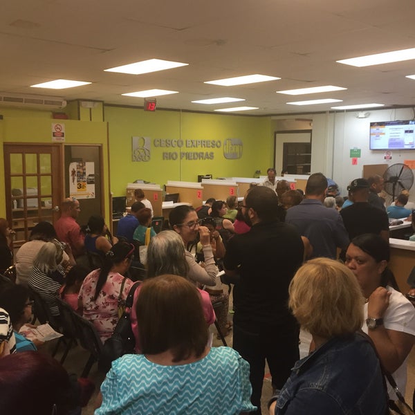 Cesco Expreso Rio Piedras Government Building In San Juan