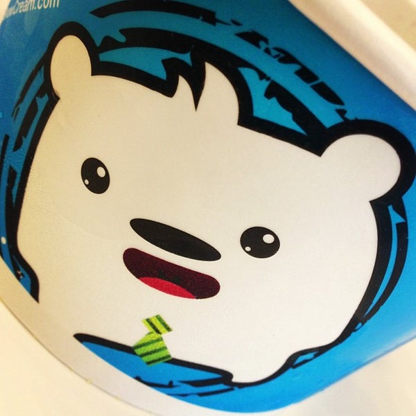 9/2/2013에 Dan T.님이 Kuma Snow Cream에서 찍은 사진