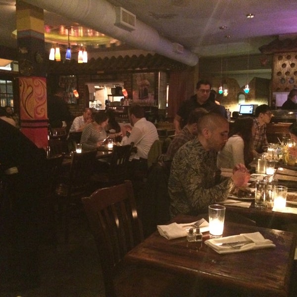 รูปภาพถ่ายที่ Mancora Peruvian Restaurant &amp; Bar โดย Josh C. เมื่อ 5/24/2014