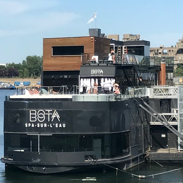 รูปภาพถ่ายที่ Bota Bota, spa-sur-l&#39;eau โดย Scott A. เมื่อ 7/19/2018