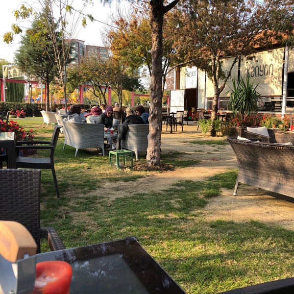 Photo taken at Kanyon Cafe &amp; Rest by Metin G. on 11/10/2018