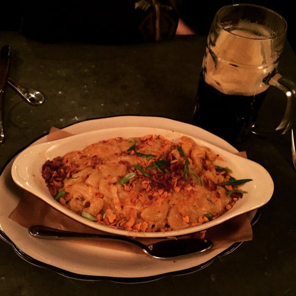Such a great menu -- try the bacon Mac and cheese. Wow! So good...