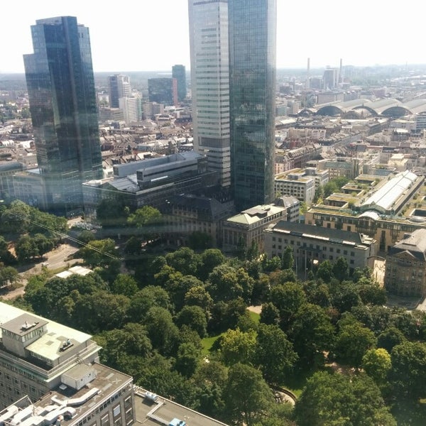 7/18/2014 tarihinde Richard B.ziyaretçi tarafından Innside Frankfurt Eurotheum'de çekilen fotoğraf