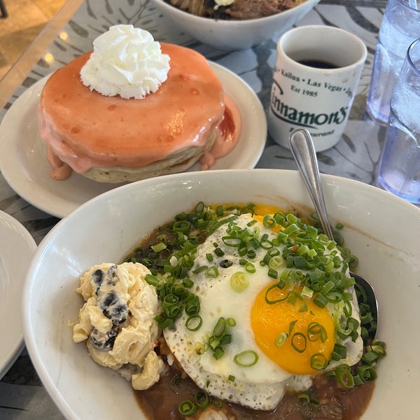 Photos at Cinnamon's Waikiki Honolulu, HI