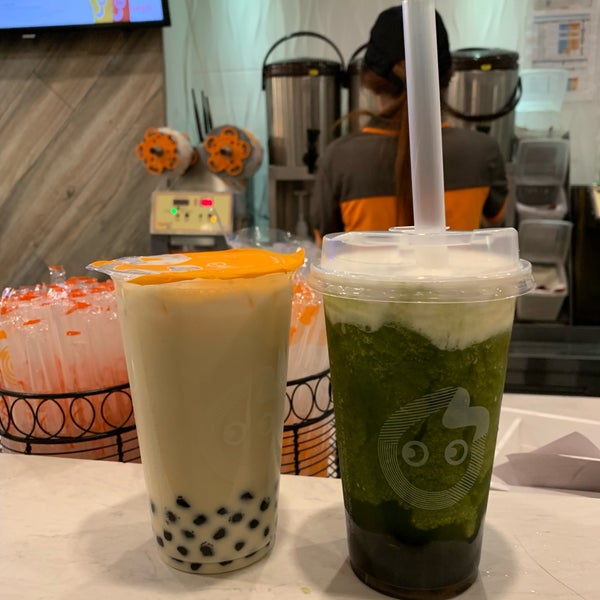 2/9/2019 tarihinde Miya L.ziyaretçi tarafından CoCo Fresh Tea &amp; Juice'de çekilen fotoğraf