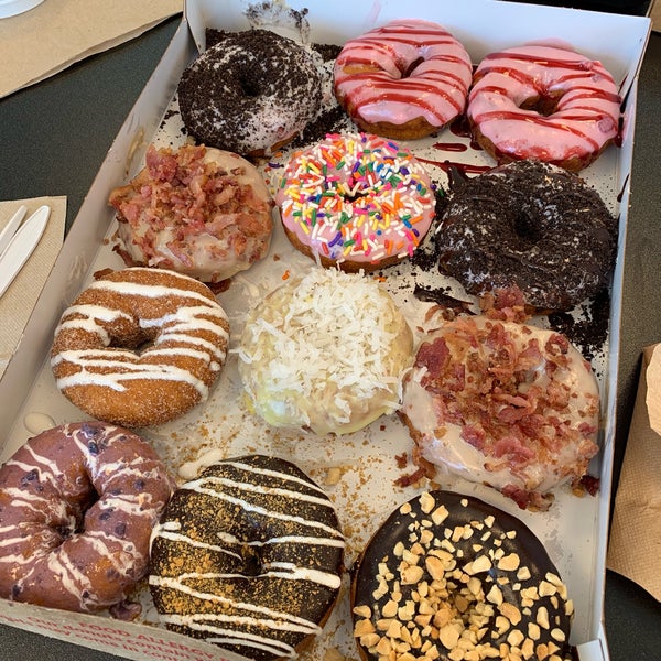 Foto tirada no(a) Duck Donuts por Miya L. em 6/15/2019
