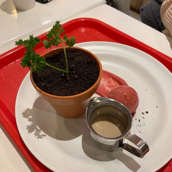 11/3/2018에 Miya L.님이 Spot Dessert Bar에서 찍은 사진