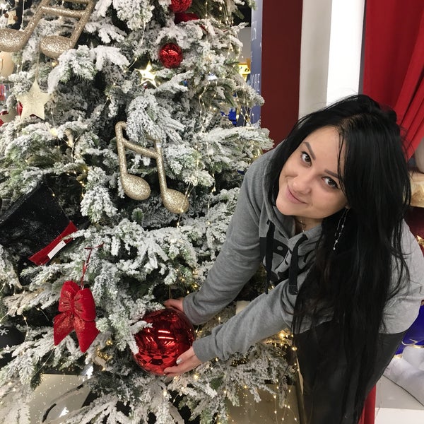12/13/2018 tarihinde Mariya Matveychuk T.ziyaretçi tarafından Сити Центр / City Center'de çekilen fotoğraf