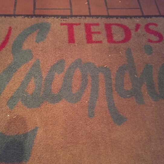 10/19/2013에 david i.님이 Ted&#39;s Cafe Escondido - OKC Northside에서 찍은 사진