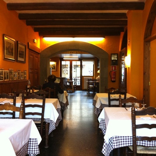 Photo taken at Restaurant Estrella, Rupit by Josep J. on 9/24/2011