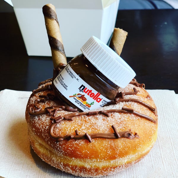 Foto tirada no(a) Gonutz with Donuts por Hyde M. em 12/18/2018