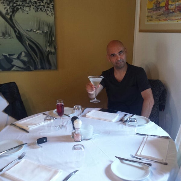 5/21/2015 tarihinde Heidi G.ziyaretçi tarafından Restaurant Mediteran'de çekilen fotoğraf