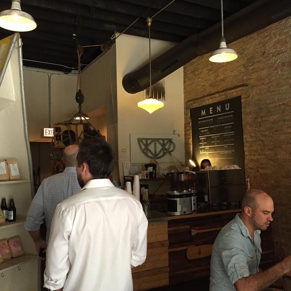 7/10/2015 tarihinde Michael T.ziyaretçi tarafından Bow Truss Coffee'de çekilen fotoğraf