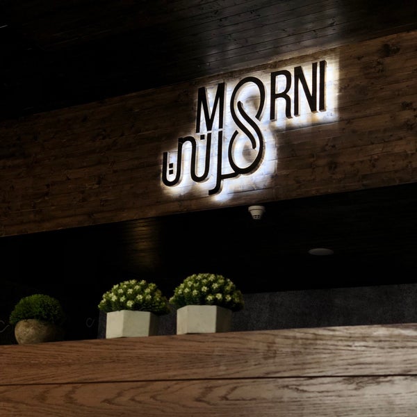 Foto tirada no(a) Morni Restaurant por Nourah em 4/4/2019