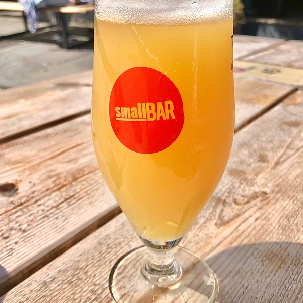 Волжская пивоварня бархатное. Blackchops паб. Новослободская бар тройничок. Маленький паб. Маленький паб.