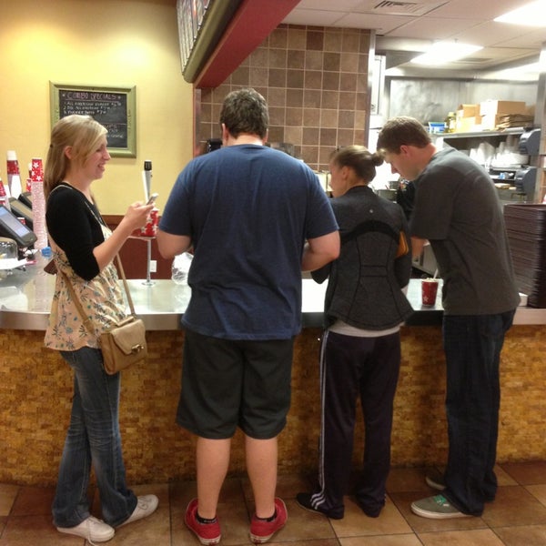 Das Foto wurde bei JCW&#39;s The Burger Boys von Karl R. am 5/21/2013 aufgenommen