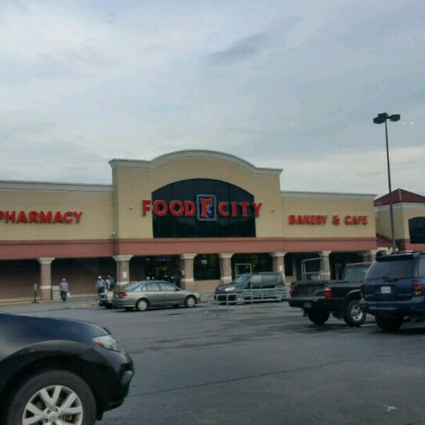 Food City (Now Closed) Grocery Store in Knoxville