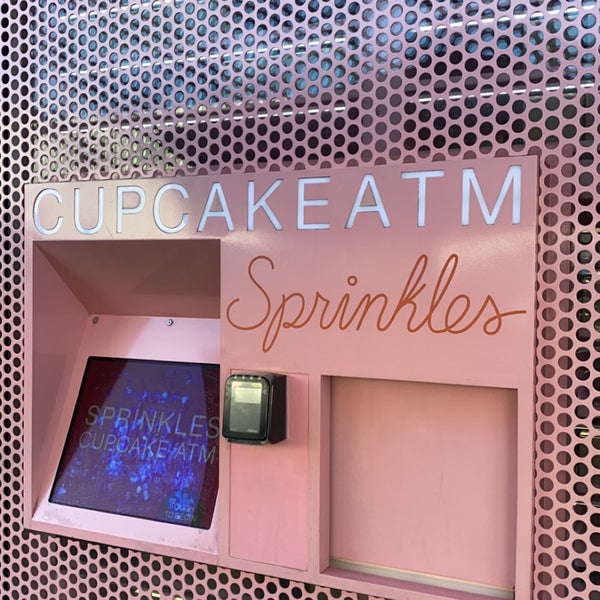 Sprinkles Cupcakes ATM Cupcake Shop in Beverly Hills