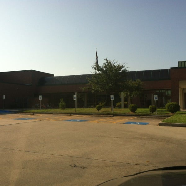 Humble Elementary 4 visitors