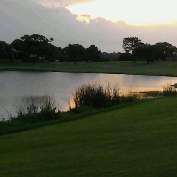 6/17/2013にRichard D.がMetroWest Golf Clubで撮った写真