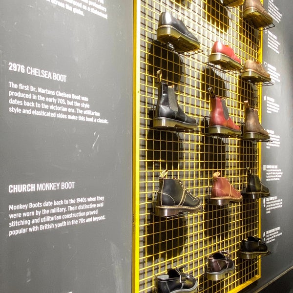 Dr. Martens Mid Valley City The Gardens Mall Lot T 227