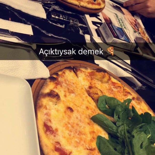 11/27/2015에 Ümran Ç.님이 Cafe Plus에서 찍은 사진