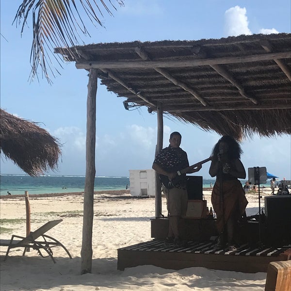 4/15/2022 tarihinde Kar H.ziyaretçi tarafından Único Beach'de çekilen fotoğraf