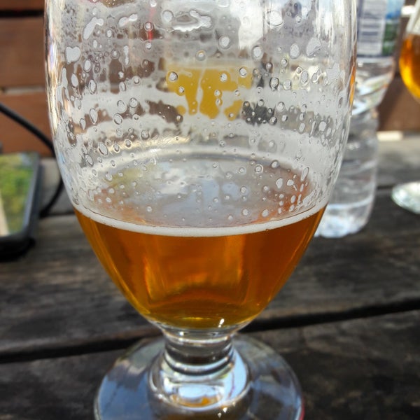 Photo taken at Beer Revolution by Koll E. on 5/5/2019