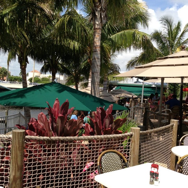 Frigates Seafood Restaurant in North Palm Beach
