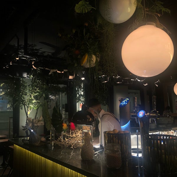 Foto tirada no(a) Diurno Restaurant &amp; Bar por Layali 9. em 8/18/2019