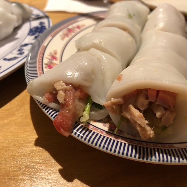 Снимок сделан в Sam Wo Restaurant пользователем Tina C. 9/28/2019