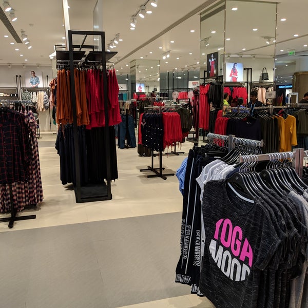 H m phoenix market shop city kurla