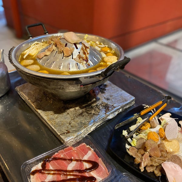 Moo Noi Mookata Bbq Wangsa Maju Kl